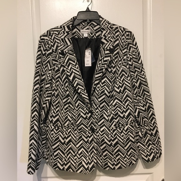 Avenue Black & White Blazer, NWT, Sz 18/20 - Picture 1 of 5